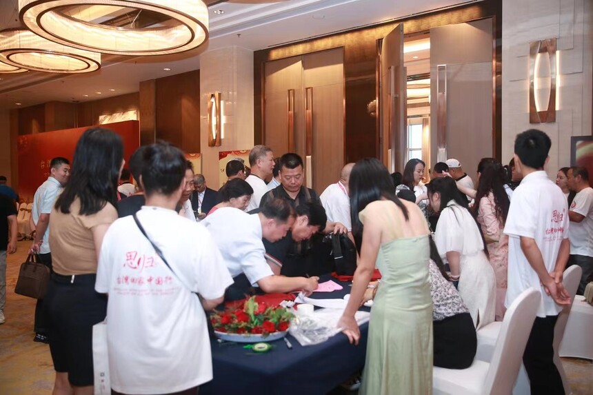 1694838238649948.jpg 2.jpg