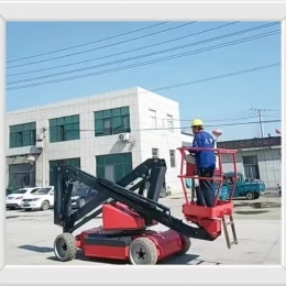 曲臂升降車