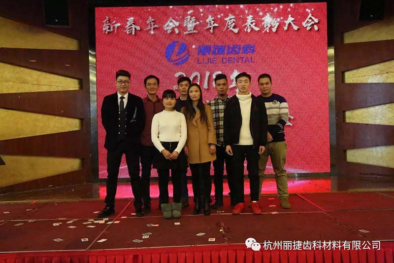1-2009211045430-L.jpg