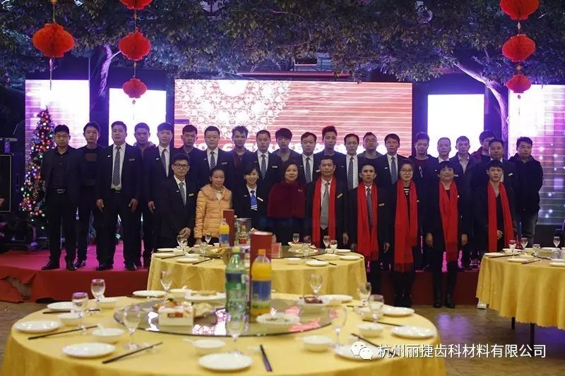 1-2009211046130-L.jpg