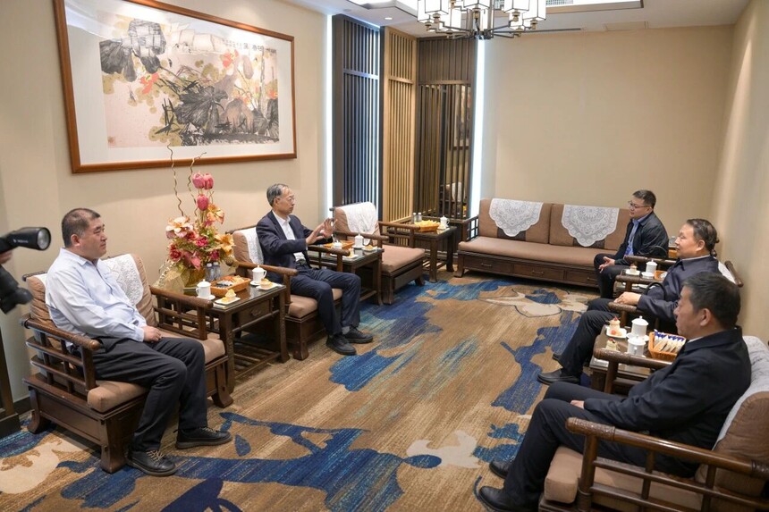 1766025125233748.jpg IMG_8641.JPG