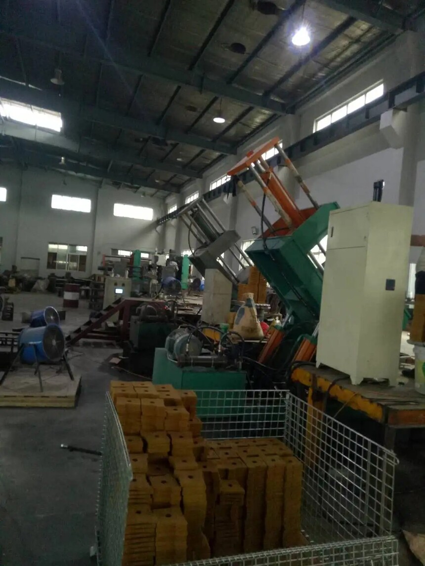 1730701520396858.jpg gravity casting - 1.jpg