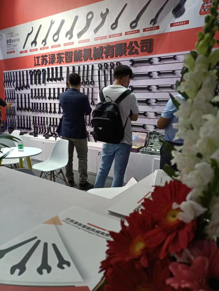 d2c5e1fe-71ac-4190-9672-273abedcd374.jpg