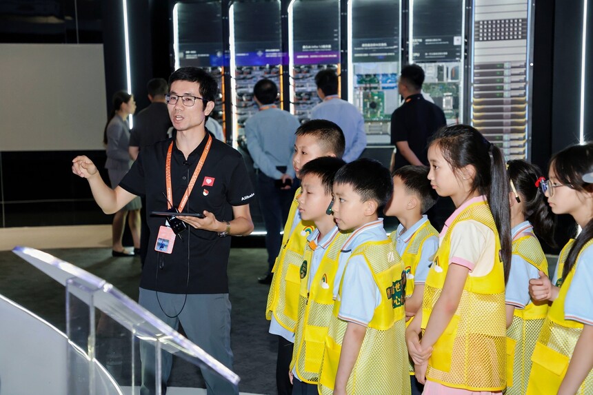 1753941941520889.jpg 1.jpg