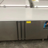 制冷類(lèi)保鮮工作臺(tái)