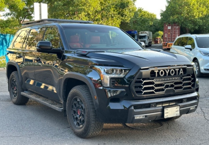 ɼ 24 3.5T 춯 LTD TRD Pro Ӱ汨۶Ǯ