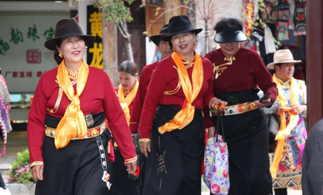 1704879293572895.jpg 640 (1).jpg