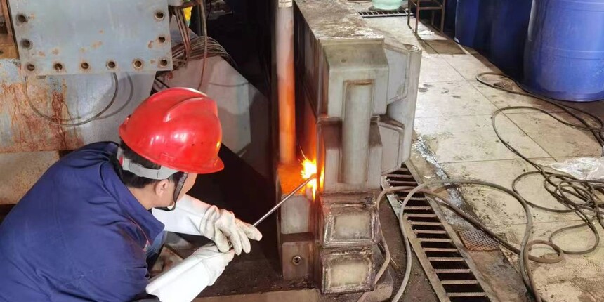溴化鋰製冷機組和傳(chuan) 統製冷模式對比有什麽(me) 優(you) 勢