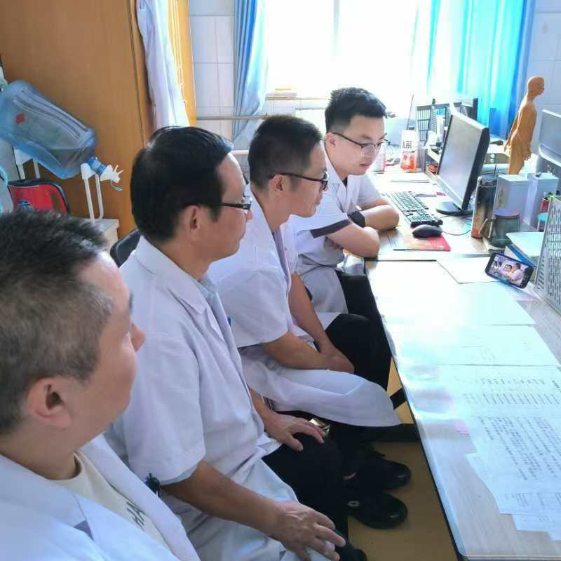 醫院組織全體(ti) 職工觀看全國經辦係統練兵比武大賽直播