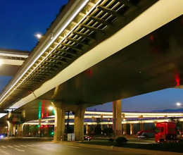 杭州临平区望梅路高架路灯