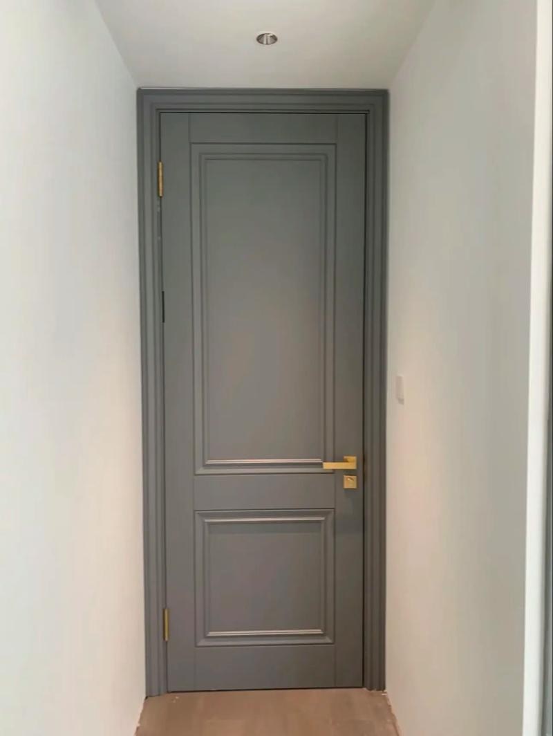 ľ