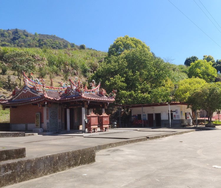 1775050700162440.jpg 题雪山村龙渊庙2.jpg
