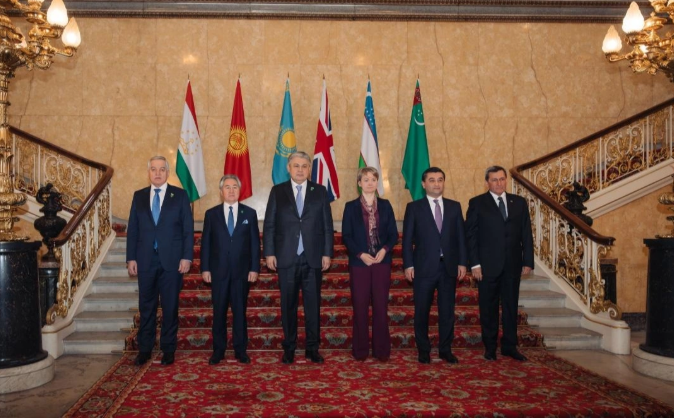 ������˹̹�⽻������ϯ������+Ӣ�����ⳤ����