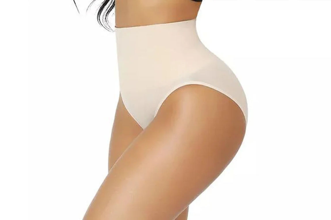woman-in-full-coverage-underwear.webp.jpg