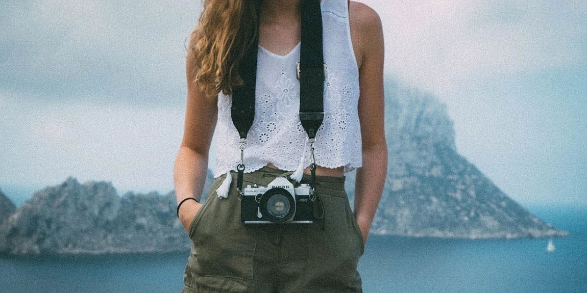 girl-woman-photographer-camera-lens-shorts-tank-top-blue-camera-shorts-shorts-shorts-shorts-shorts-tank-top-tank-top-tank-top-tank-top-by-StockSnap.webp.jpg