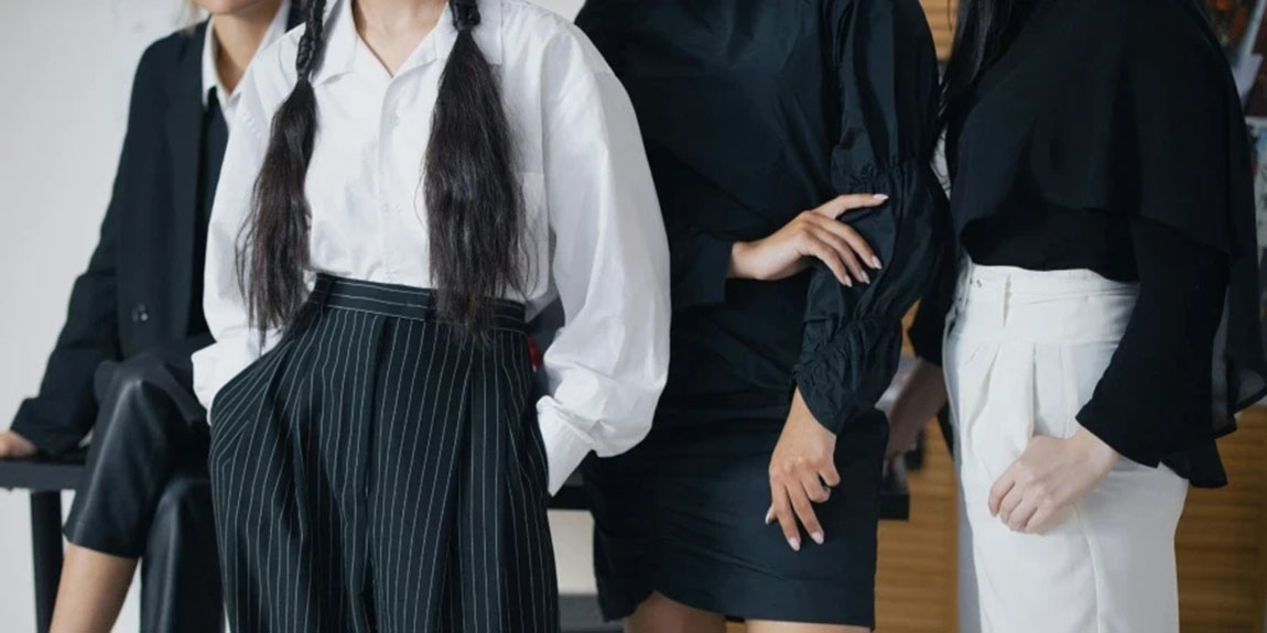 People-Wearing-Black-and-White-Outfit-1.webp.jpg