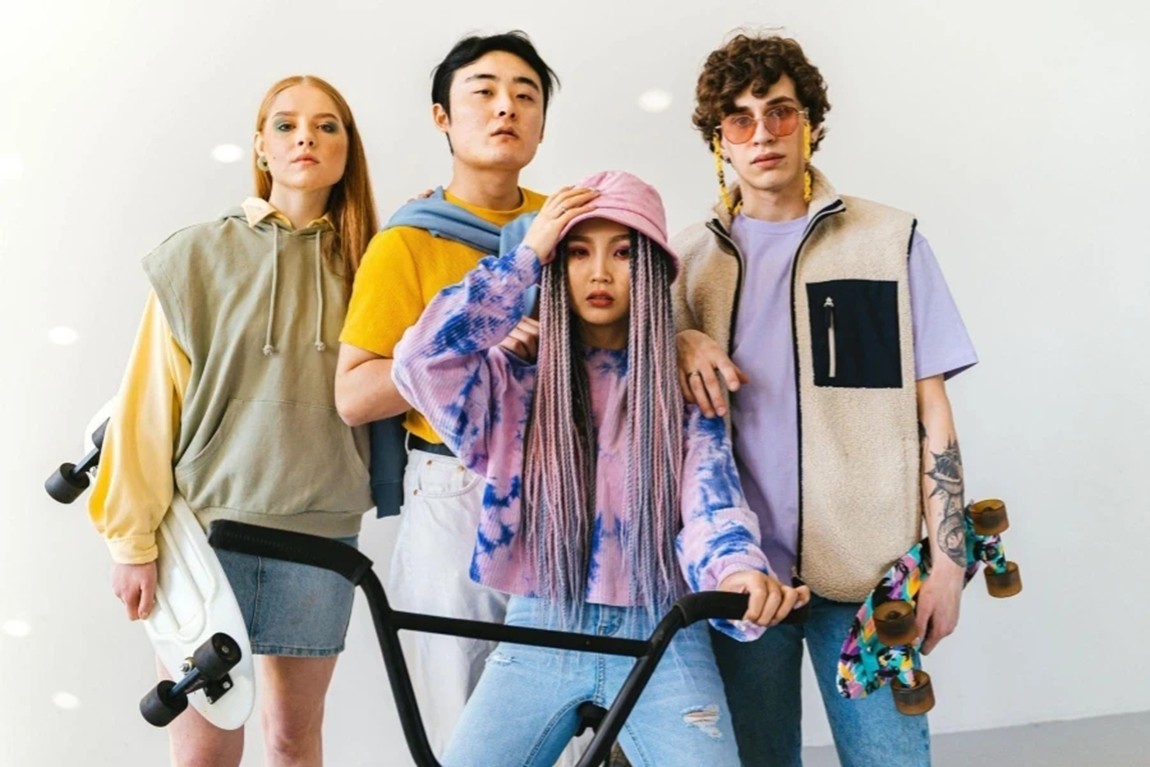 Photo-of-Stylish-People-Posing-Together.webp.jpg