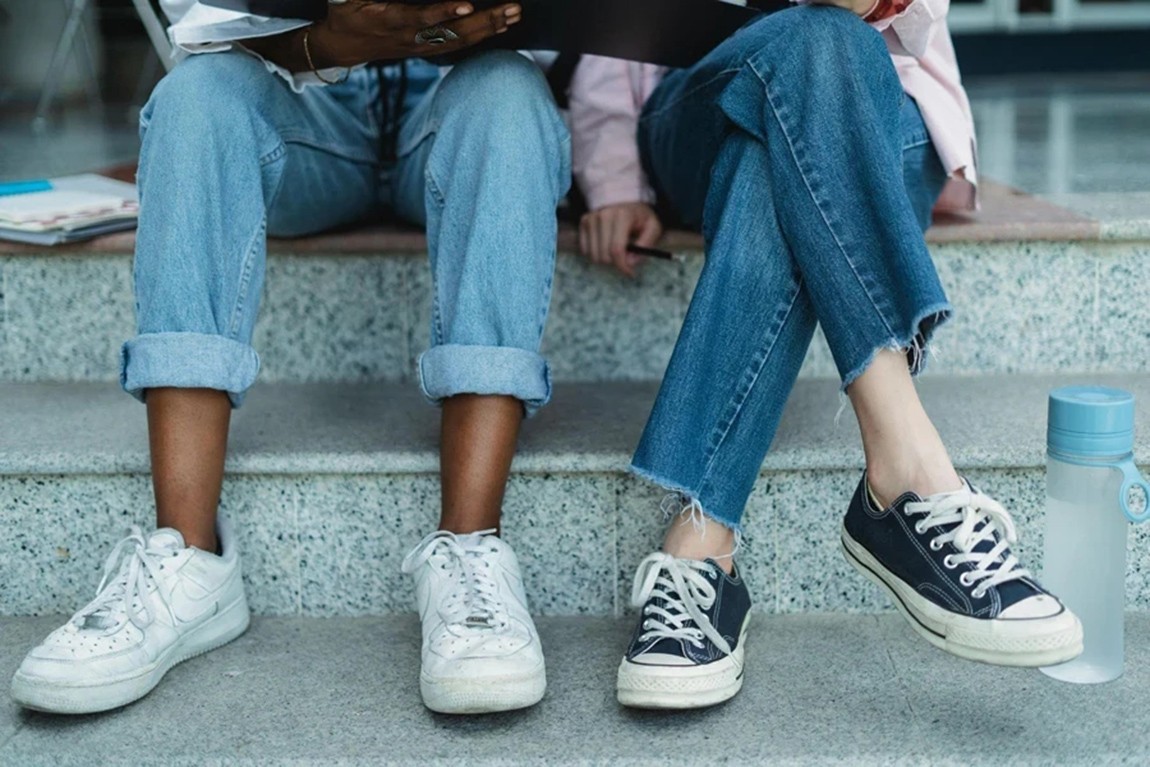 Students-Studying-on-the-Stairs.webp.jpg