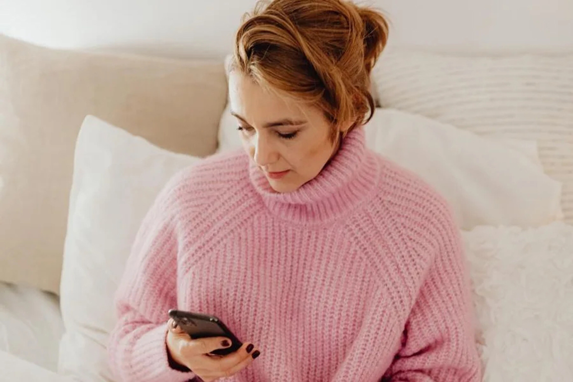 woman-wearing-roll-neck-sweater.webp.jpg