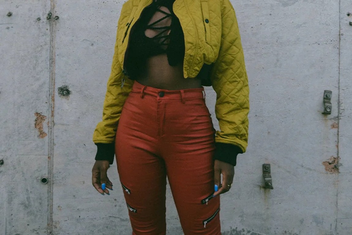 woman-wear-trousers-with-multiple-zips.webp.jpg