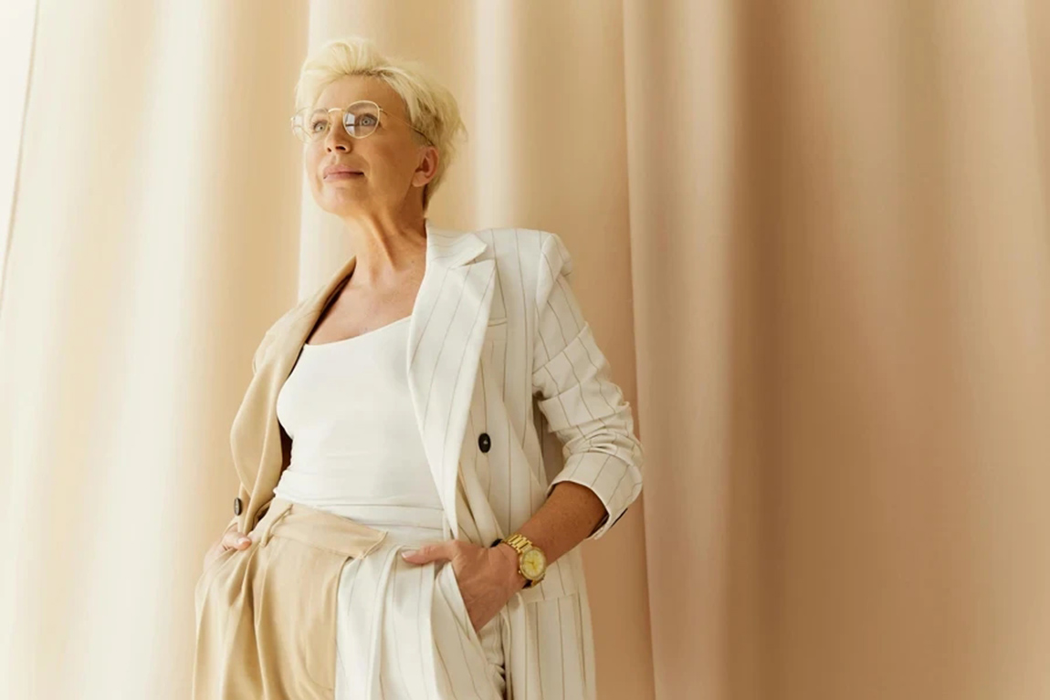 Woman-in-cream-and-beige-pantsuit.webp.jpg