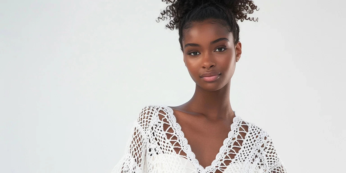 White-crochet-tunic-with-an-open-V-neckline.webp.jpg