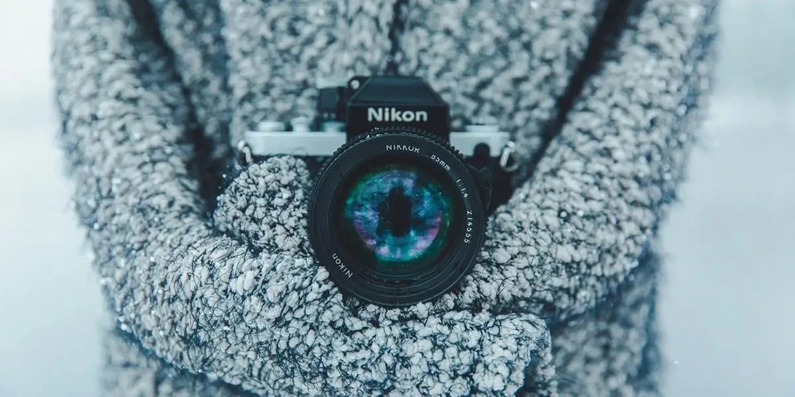 Vintage-Nikon-by-Jakob-Owens.webp.jpg