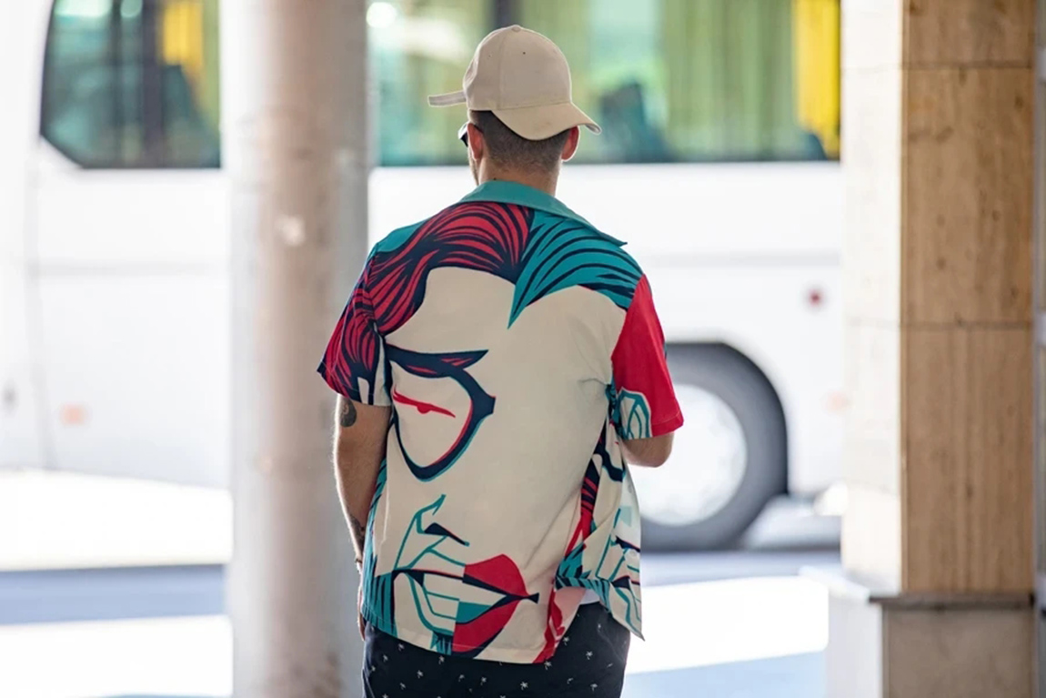 A-man-wearing-an-oversized-graphic-shirt.webp.jpg