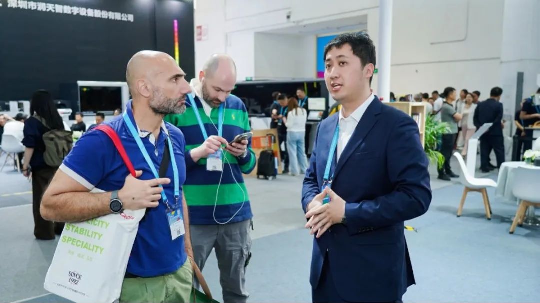 1747742269789239.jpg 1747742269789239.jpg