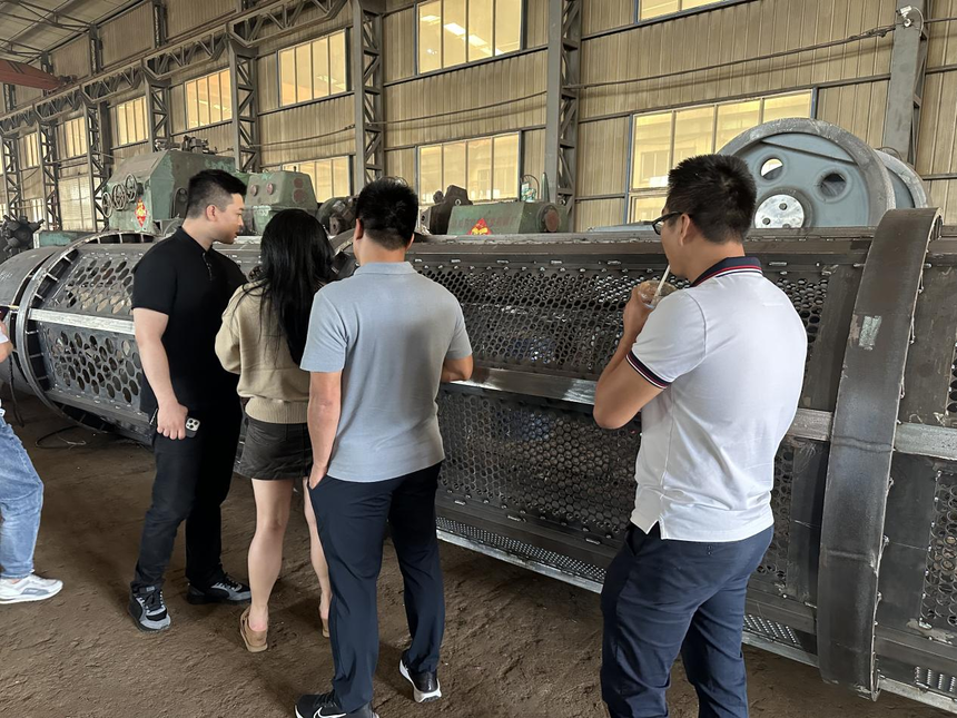 1759215741300717.png 1759215741300717.png