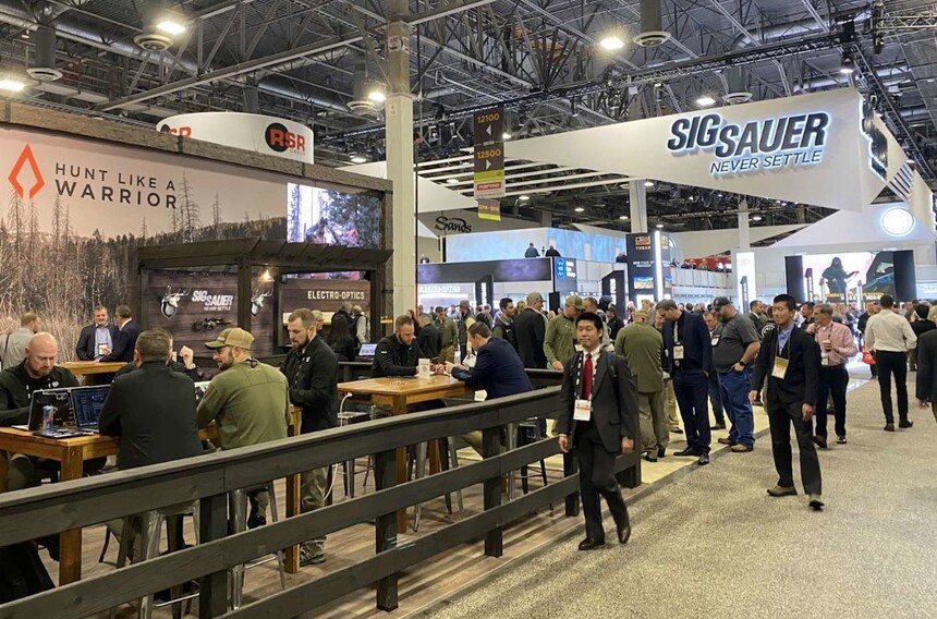 SHOT-Show-floor-Sig-Sauer-booths-Photo-Clemons_f4159788da6a13a05c7755e7e3b29890_201030_162502.jpg