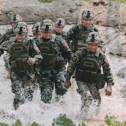 1727247848349961.png 640.webp (16).png