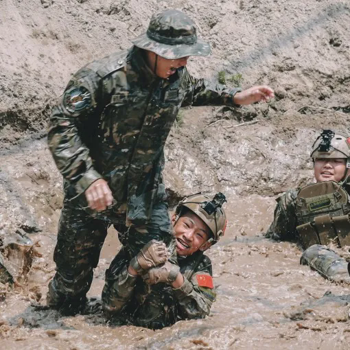 1727247867532217.png 640.webp (17).png