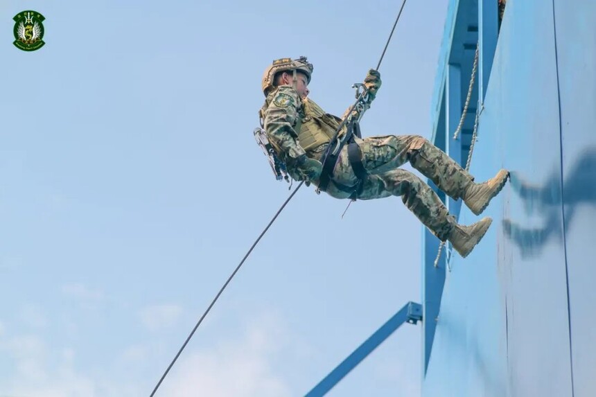 1749630971345014.jpg 640 (4).jpg