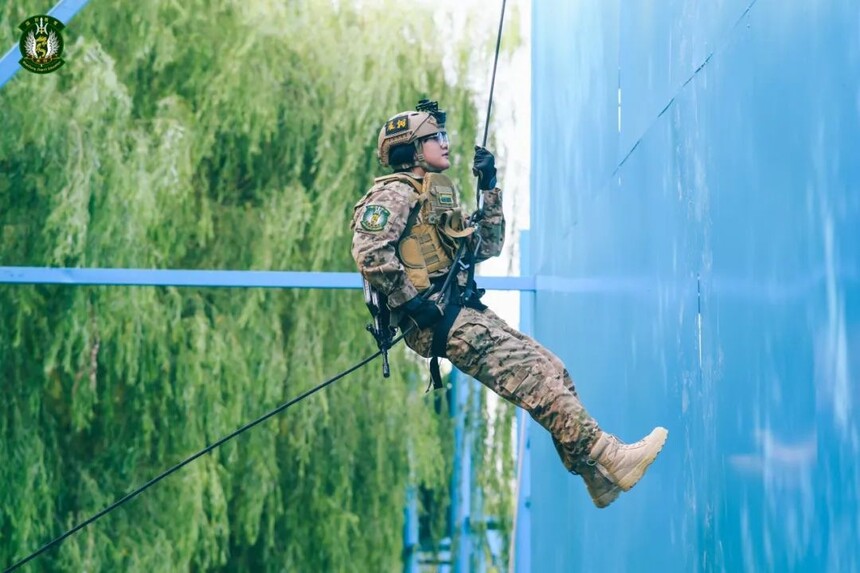 1749631092200838.jpg 640 (8).jpg