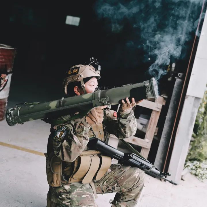 1749709352652132.jpg 640 (1).jpg