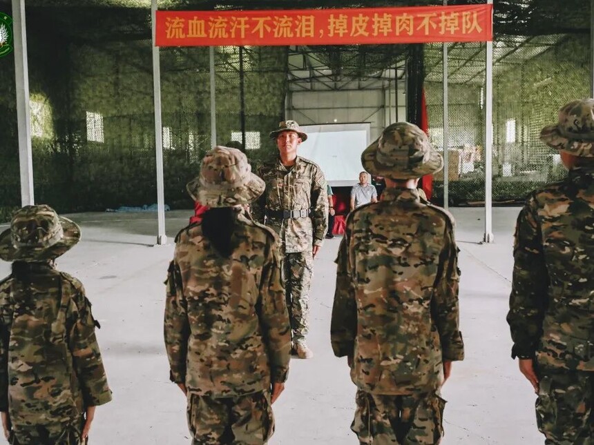 1749779568781641.jpg 640 (17).jpg