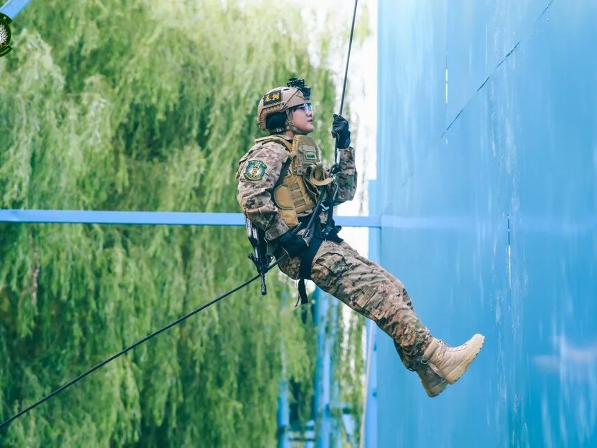 1749779639764094.jpg 640 (20).jpg