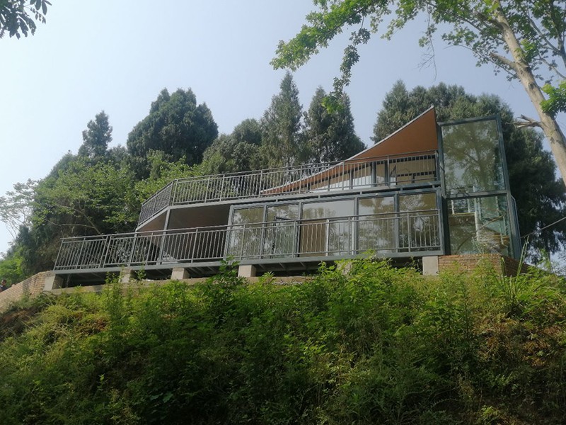 δ-1.jpg