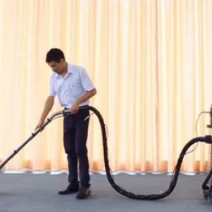 吸塵器