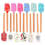 Spatula with wooden handle