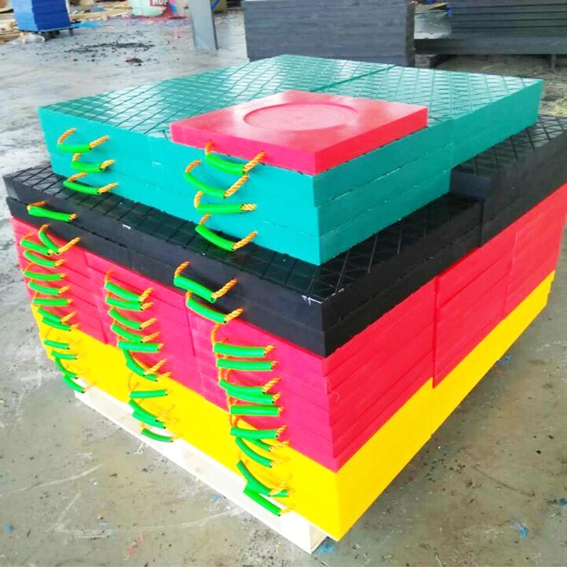 UHMWPE outrigger pads17.jpg