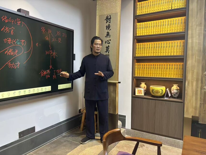 1781323065269363.jpg 微信图片_20260410180349_369_87.jpg