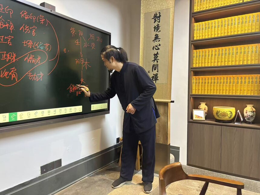 1781351363168086.jpg 微信图片_20260410180348_368_87.jpg