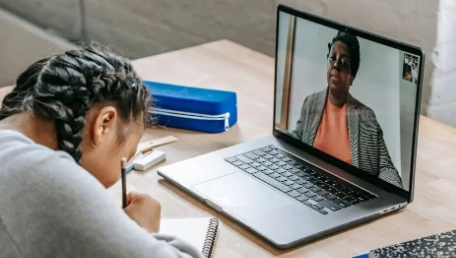 ��Ļ��ͼ 2025-09-22 181525.png