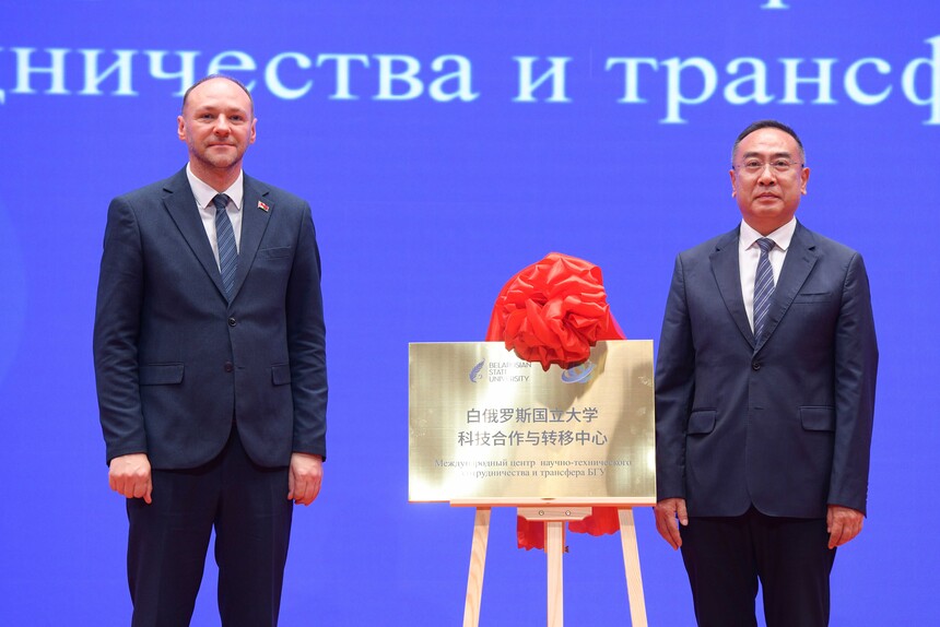 1758530105784249.jpg 1758290326447486.jpg