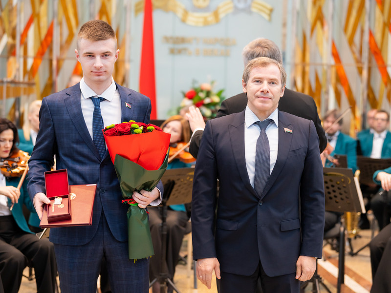 1762250016711595.jpg 2.jpg