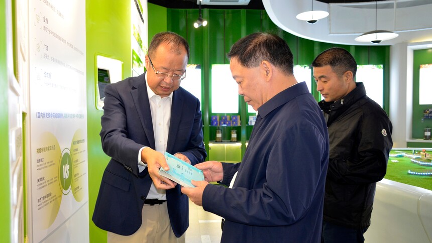 1758155941712049.jpg _DSC0121.jpg