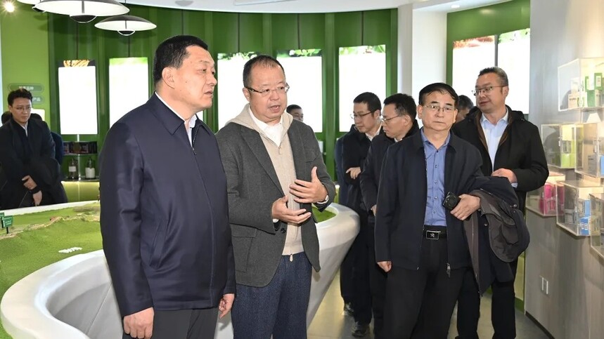 1766056176606352.jpg 640.webp (2).jpg