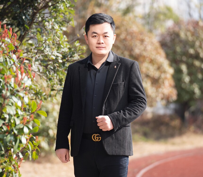 1742527701718201.jpg 曹东升.jpg
